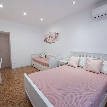شقة Casa Rosa Beige E Blu روما المظهر الخارجي الصورة
