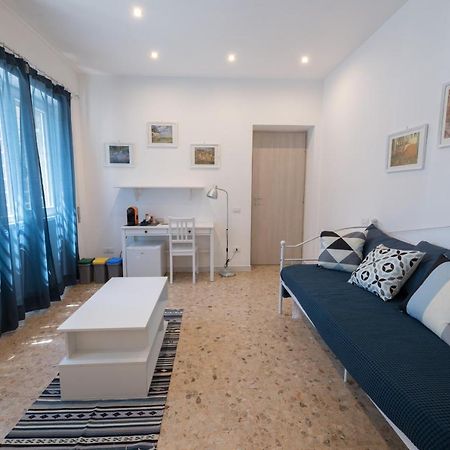 شقة Casa Rosa Beige E Blu روما المظهر الخارجي الصورة